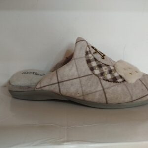 MOD. CHINELA SRA. VALVERDE